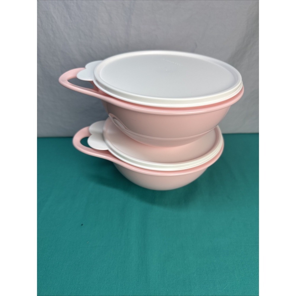 Tupperware Thatsa Bowl Mini 6 Cup Mixing Container Pink White Seal Set Of 2
